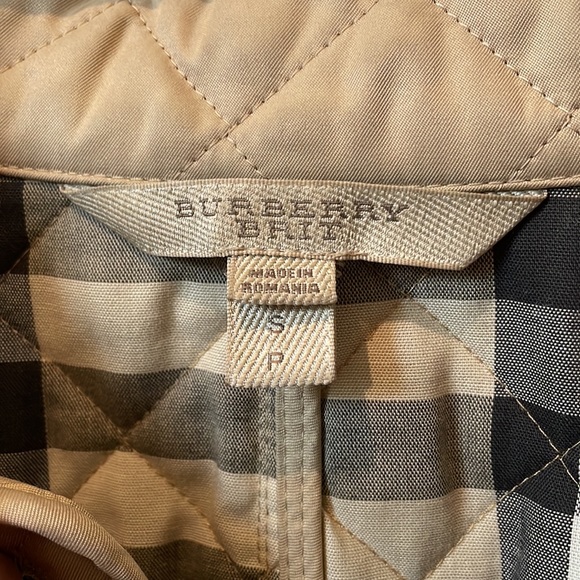 Burberry Brit Copford Quilted Jacket - Picture 6 of 16